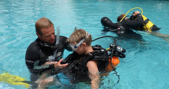 DIVING COURSES